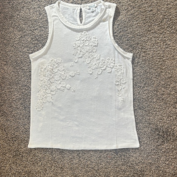 Tops - White Sleeveless Top with Floral Embroidery